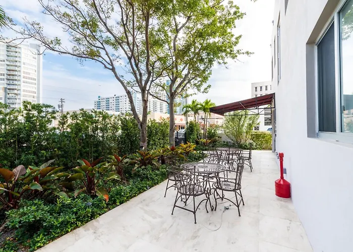 Costa Norte Boutique Miami BeachBoutique Hotel